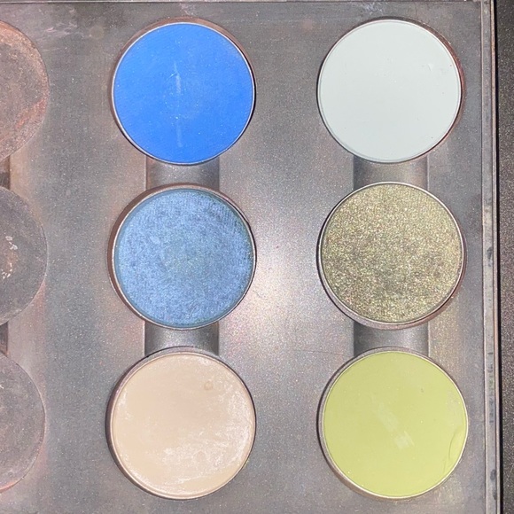 MAC Cosmetics palette eyeshadow 🌵Multiple - Picture 2 of 4